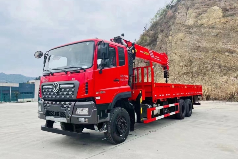 程力專汽隨車吊：高效、安全、可靠的起重設(shè)備選擇